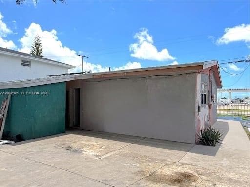 2991 NW 43rd Ter, Miami FL 33142