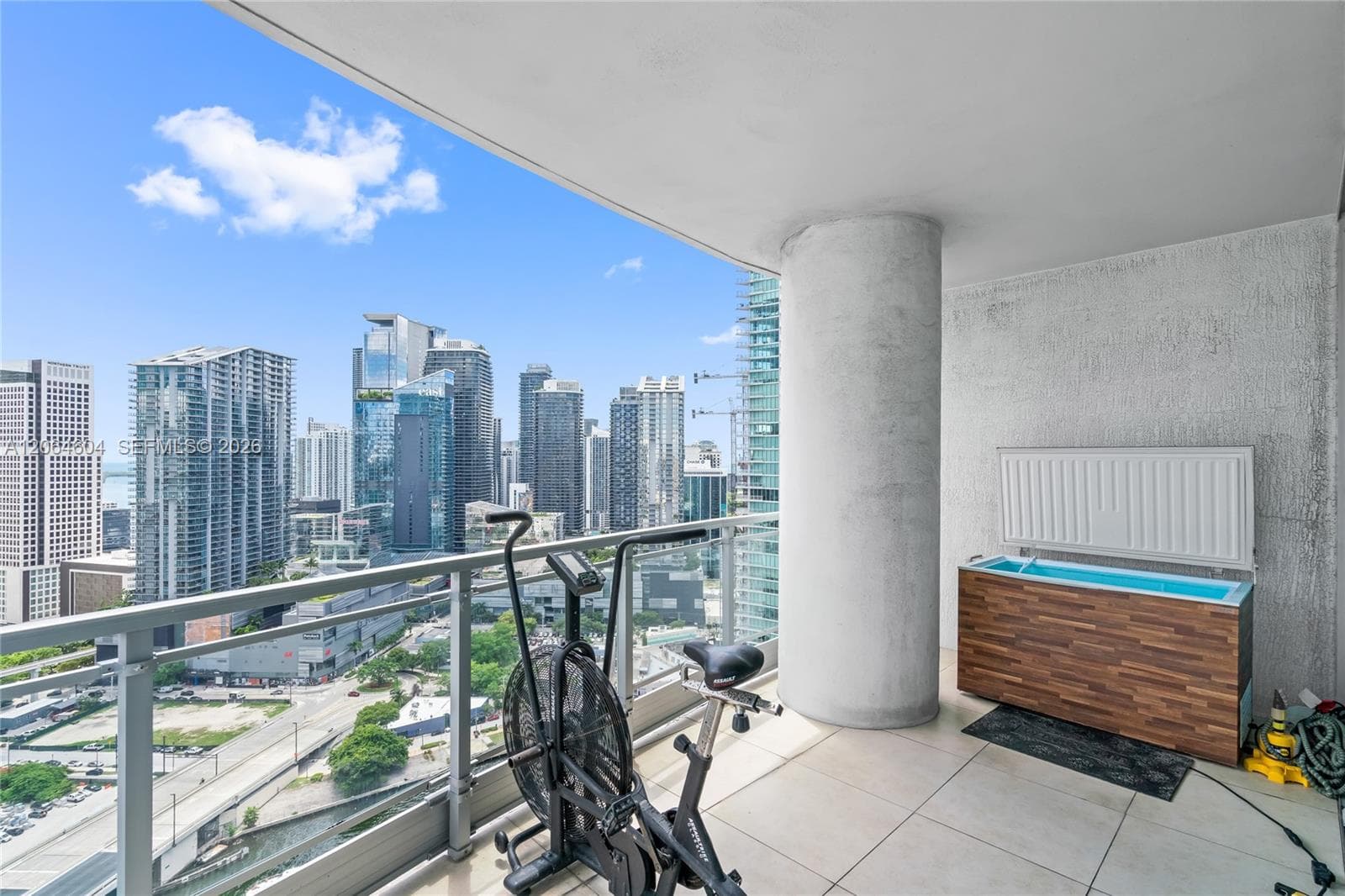 90 SW 3rd St # 3504, Miami FL 33130