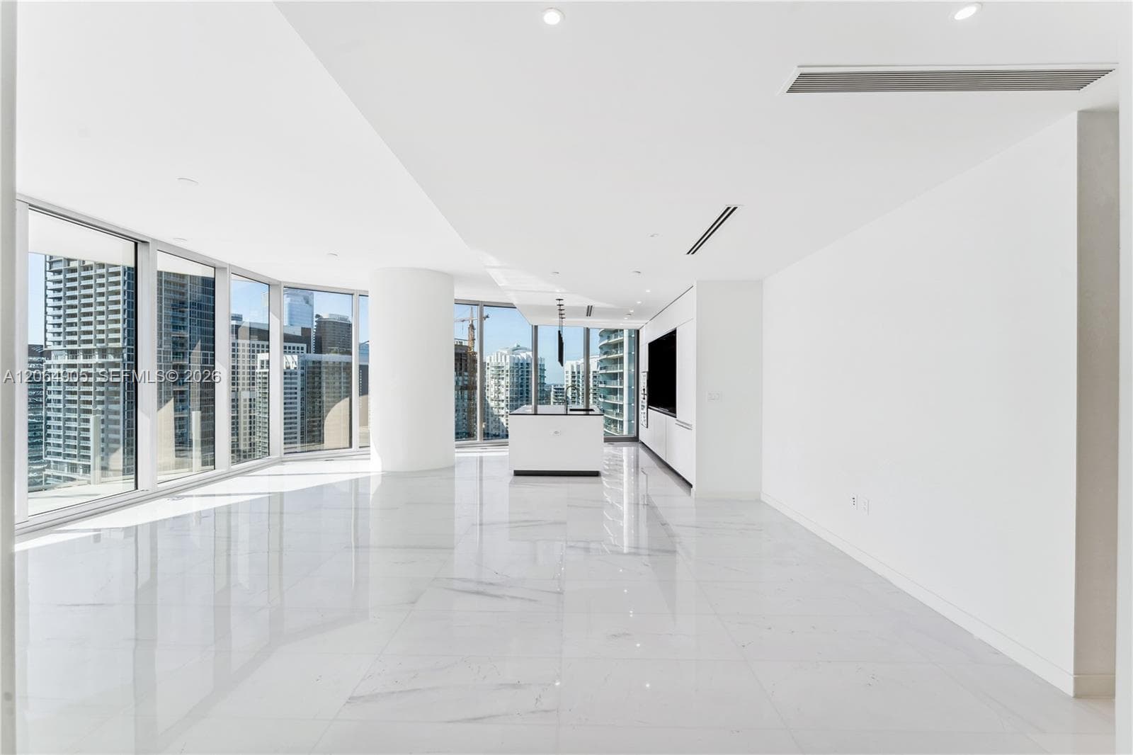 300 Biscayne Blvd Way # 3507, Miami FL 33131