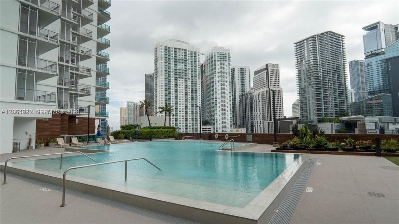 350 S Miami Ave # 2714, Miami FL 33130