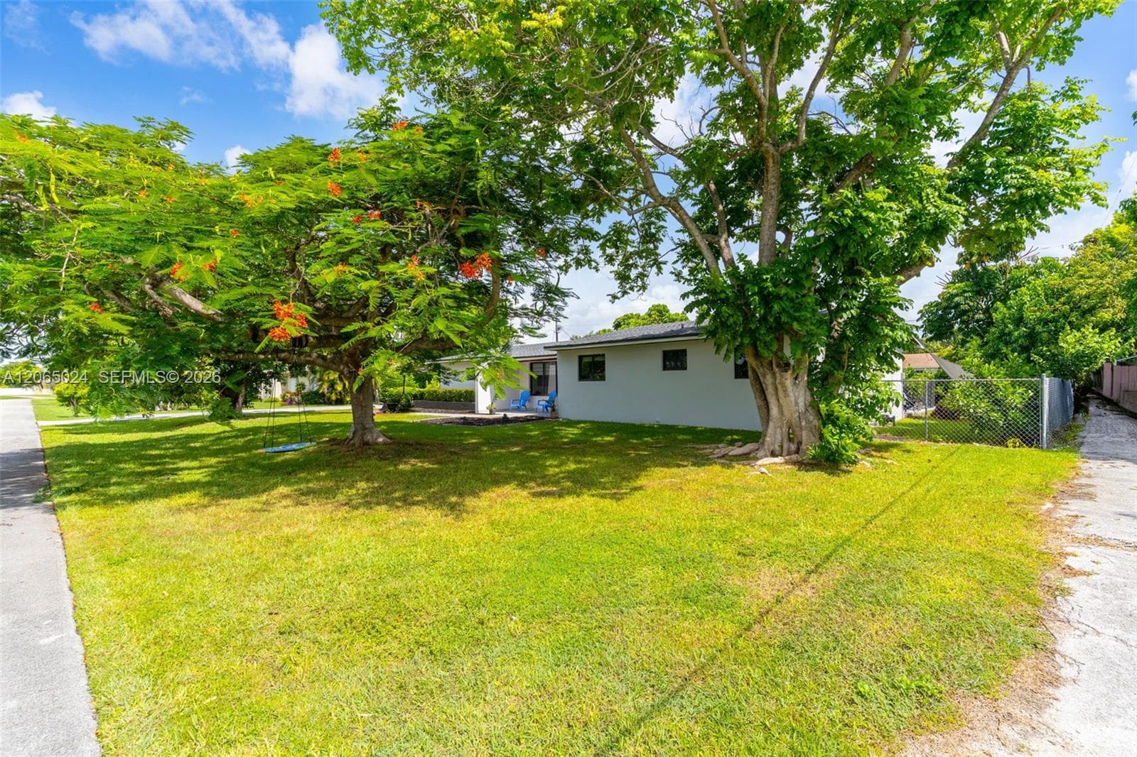 11243 SW 174th Ter, Miami FL 33157