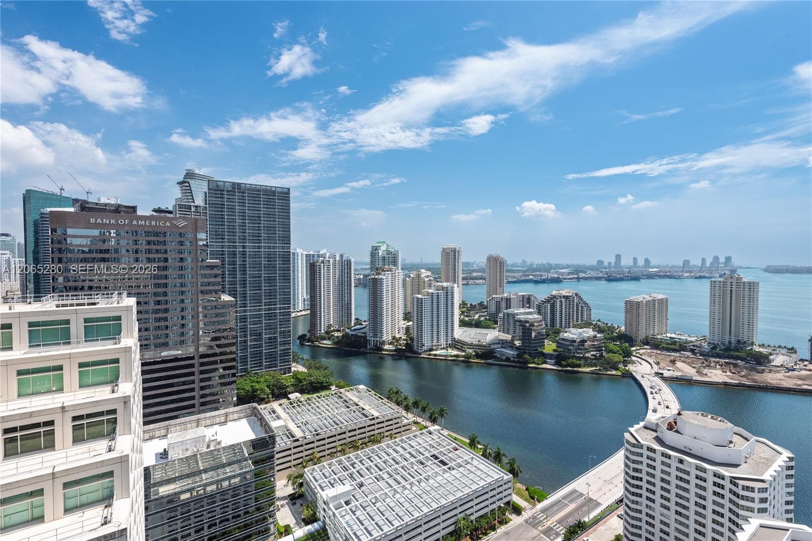 950 Brickell Bay Dr # 3904, Miami FL 33131