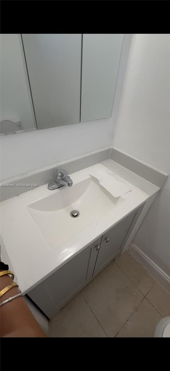 41 NE 195th St, Miami FL 33179