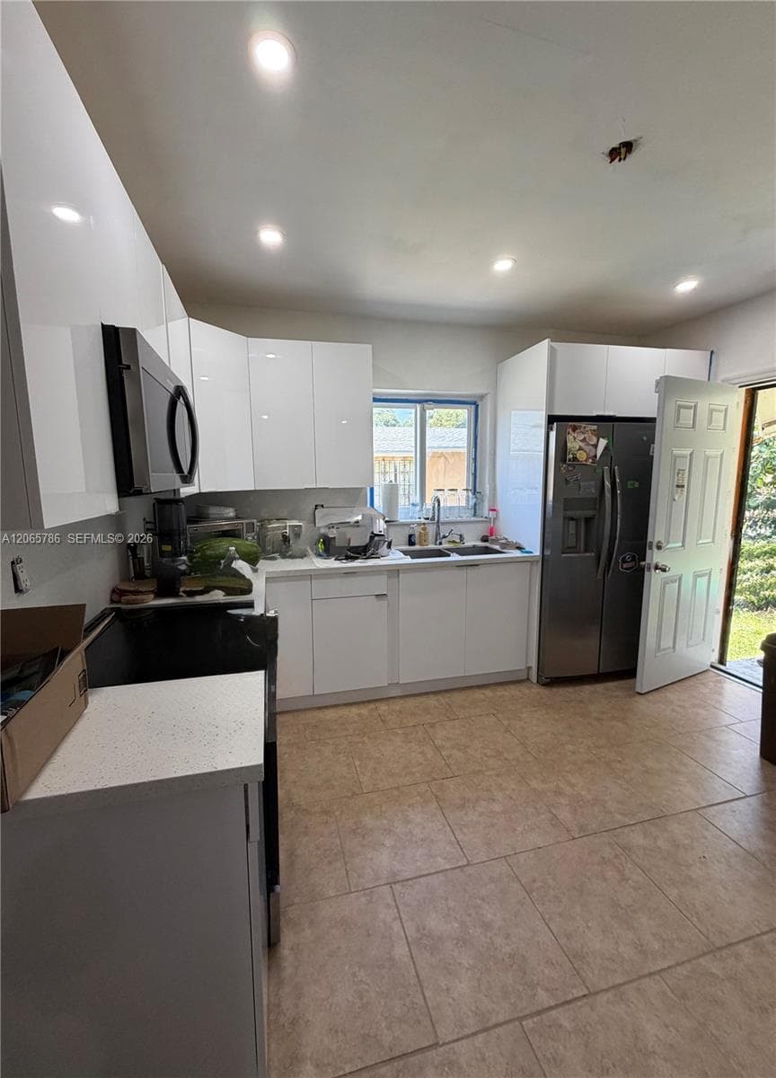 5525 NW 5th Ct, Miami FL 33127