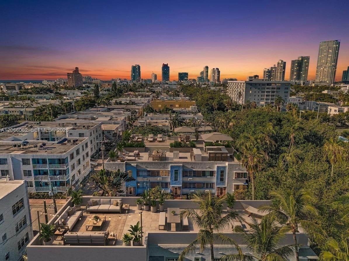 736 12th St # 5, Miami Beach FL 33139