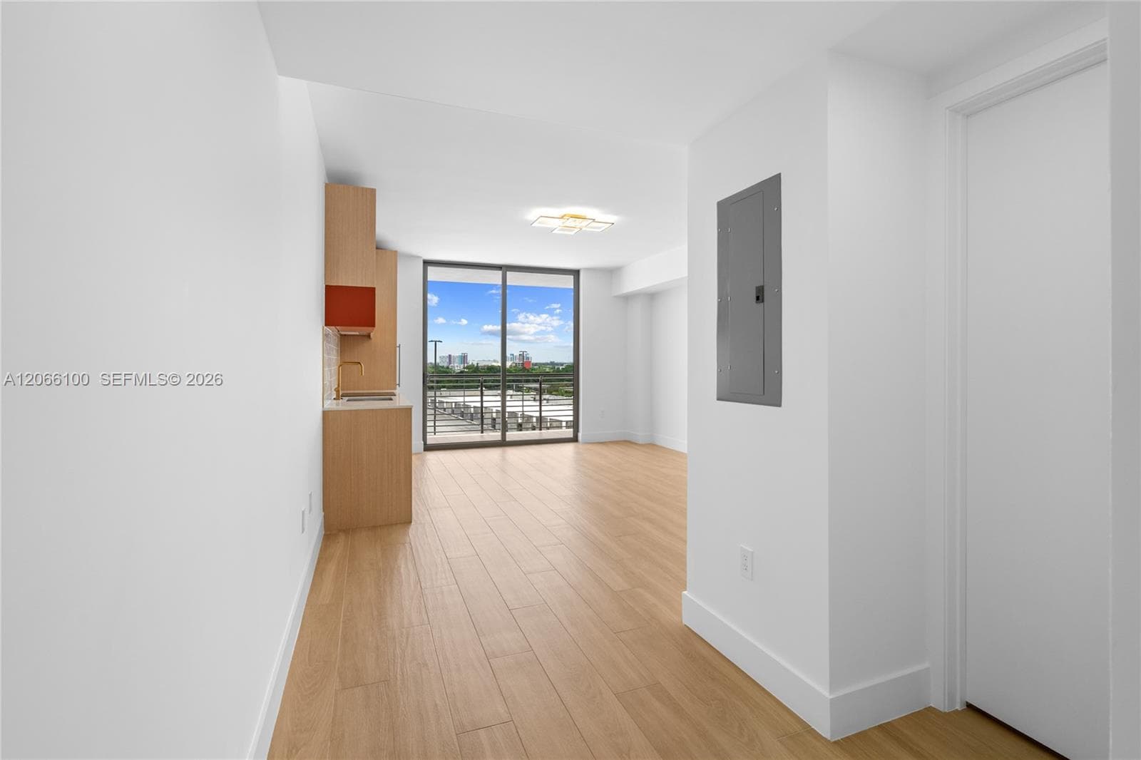 90 NE 32 St # 918, Miami FL 33127