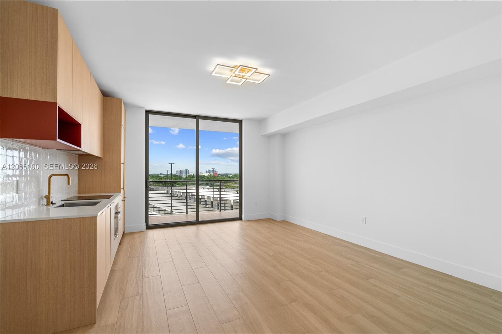 90 NE 32 St # 918, Miami FL 33127