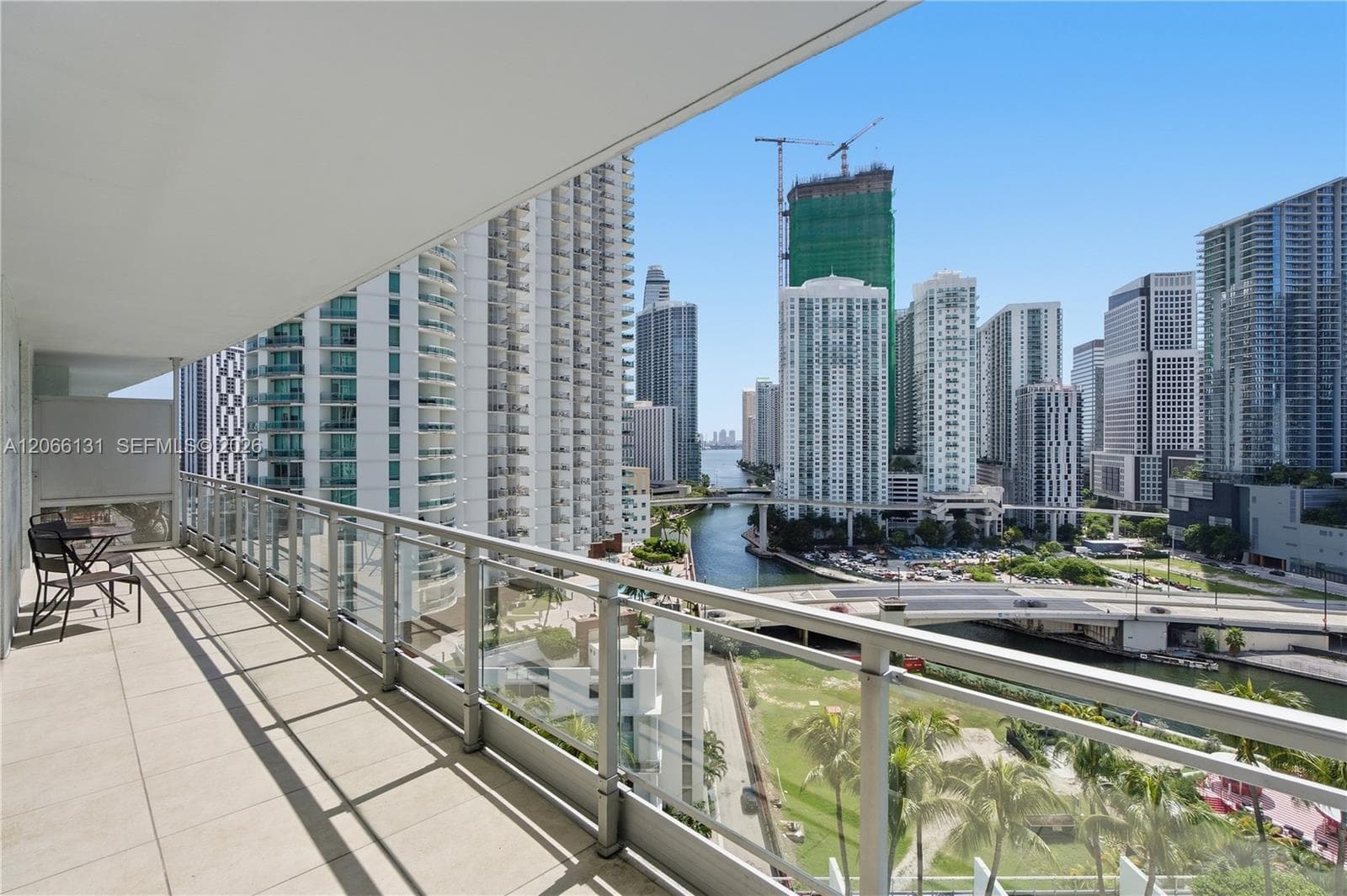 90 SW 3rd St # 1801, Miami FL 33130