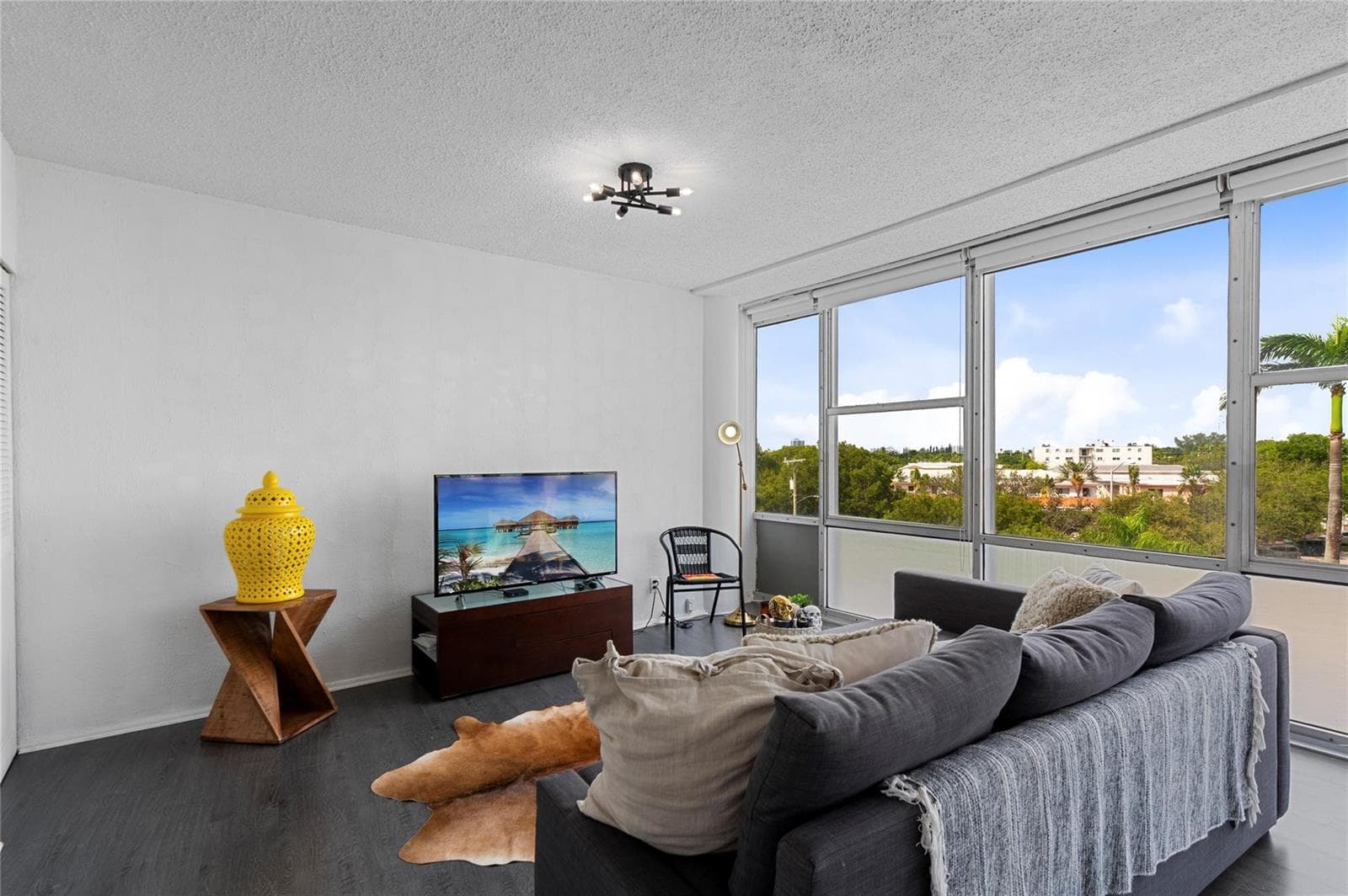 900 Bay Drive # 303, Miami Beach FL 33141