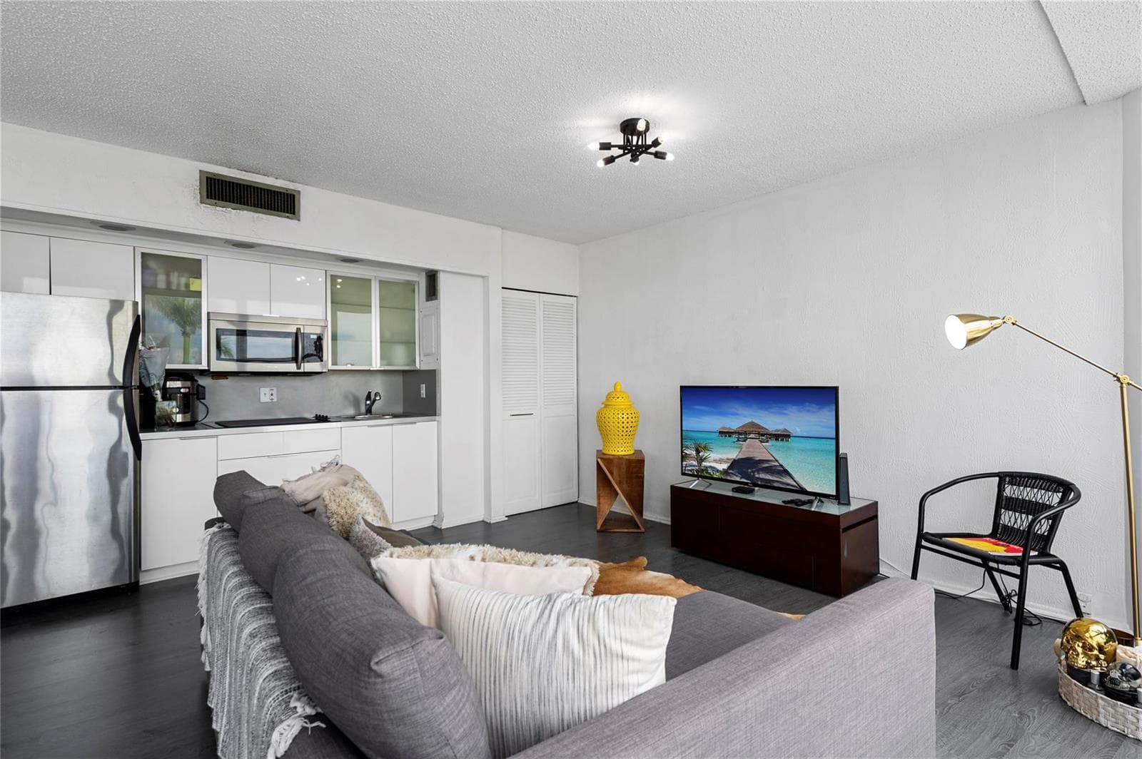 900 Bay Drive # 303, Miami Beach FL 33141