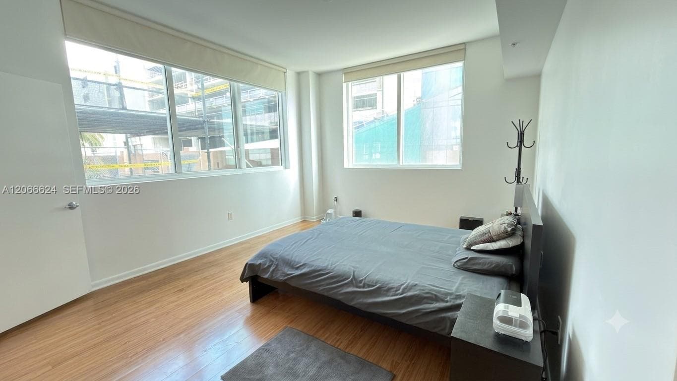 244 Biscayne Blvd # 808, Miami FL 33132