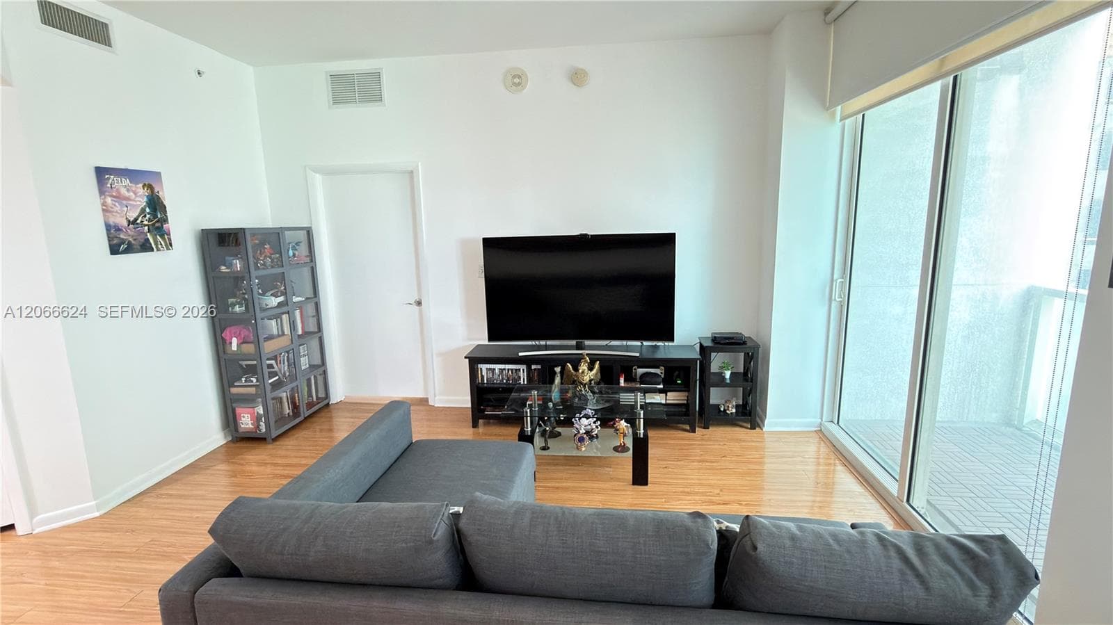 244 Biscayne Blvd # 808, Miami FL 33132
