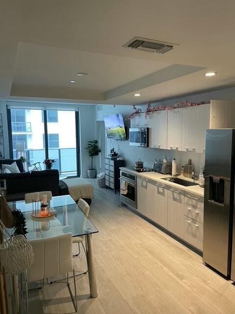 55 SW 9th Street # 3209, Miami FL 33130