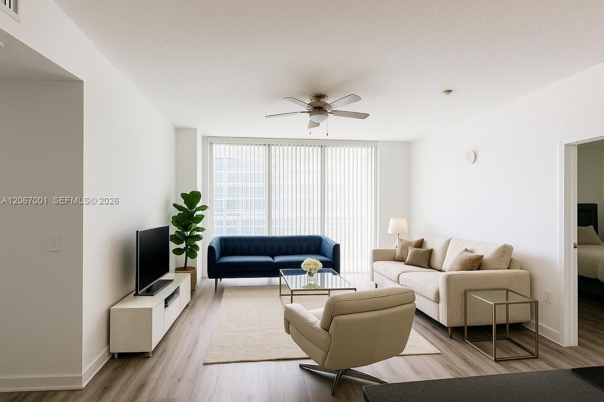 79 SW 12th St, Miami FL 33130