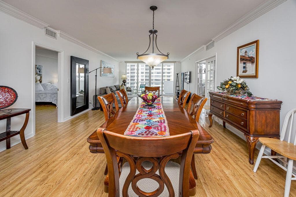 5601 Collins Avenue # 816, Miami Beach FL 33140