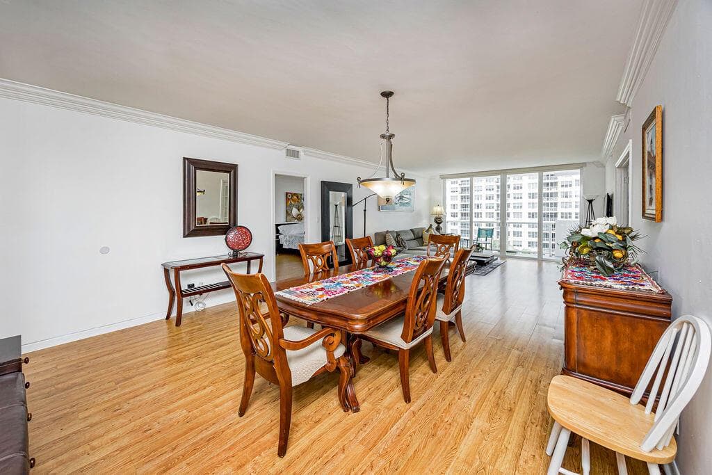 5601 Collins Avenue # 816, Miami Beach FL 33140