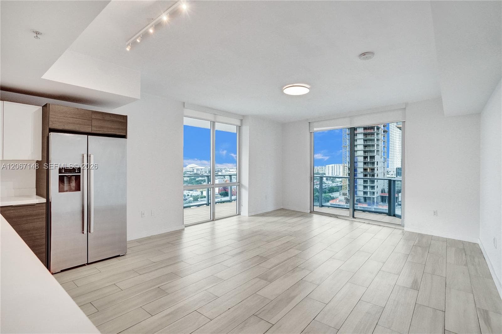 1010 SW 2nd Ave # 1708, Miami FL 33130