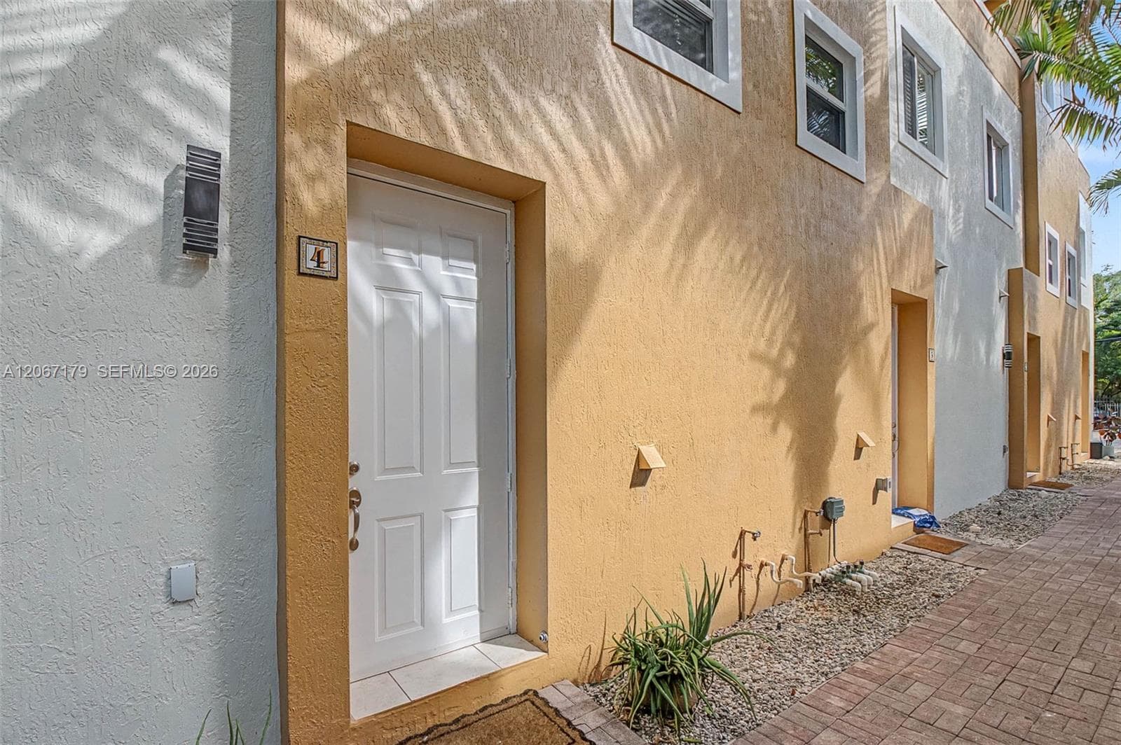 2945 Coconut Ave # 4, Miami FL 33133