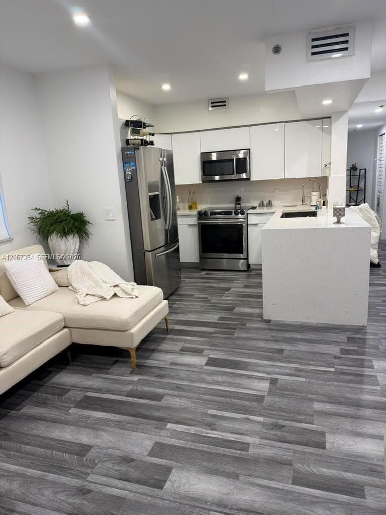 9340 Fontainebleau Blvd # W507, Miami FL 33172