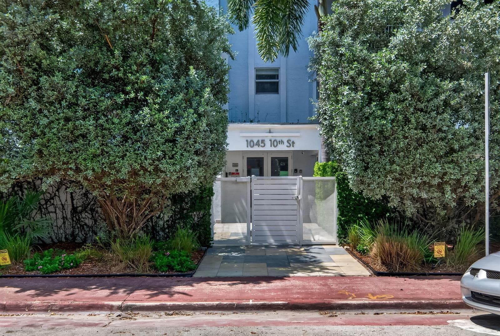 1045 10TH Street # 301, Miami Beach FL 33139