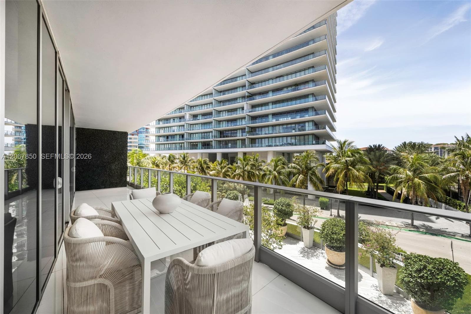 801 S Pointe Dr # 301, Miami Beach FL 33139