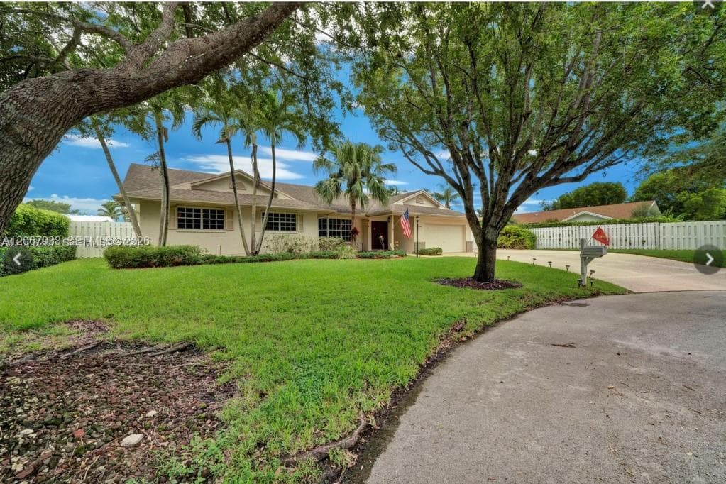 14750 SW 152nd Ct, Miami FL 33196