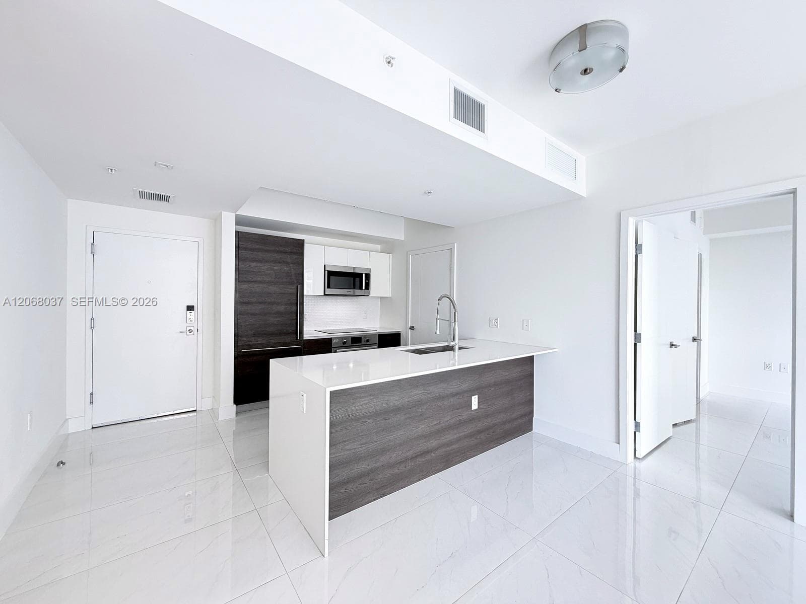 301 Altara Ave # 609, Coral Gables FL 33146