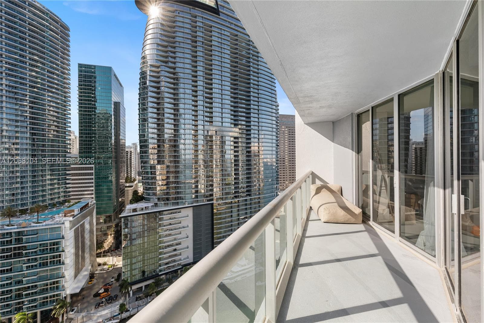 465 Brickell Ave # 2504, Miami FL 33131