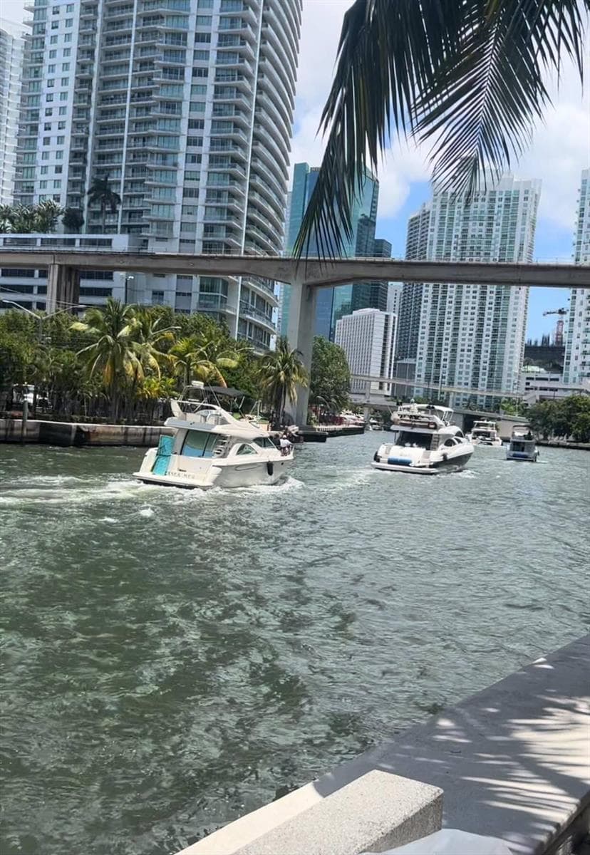 185 SW 7TH Street # 1802, Miami FL 33130
