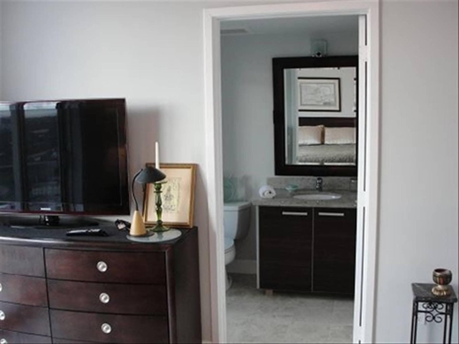 185 SW 7TH Street # 1802, Miami FL 33130