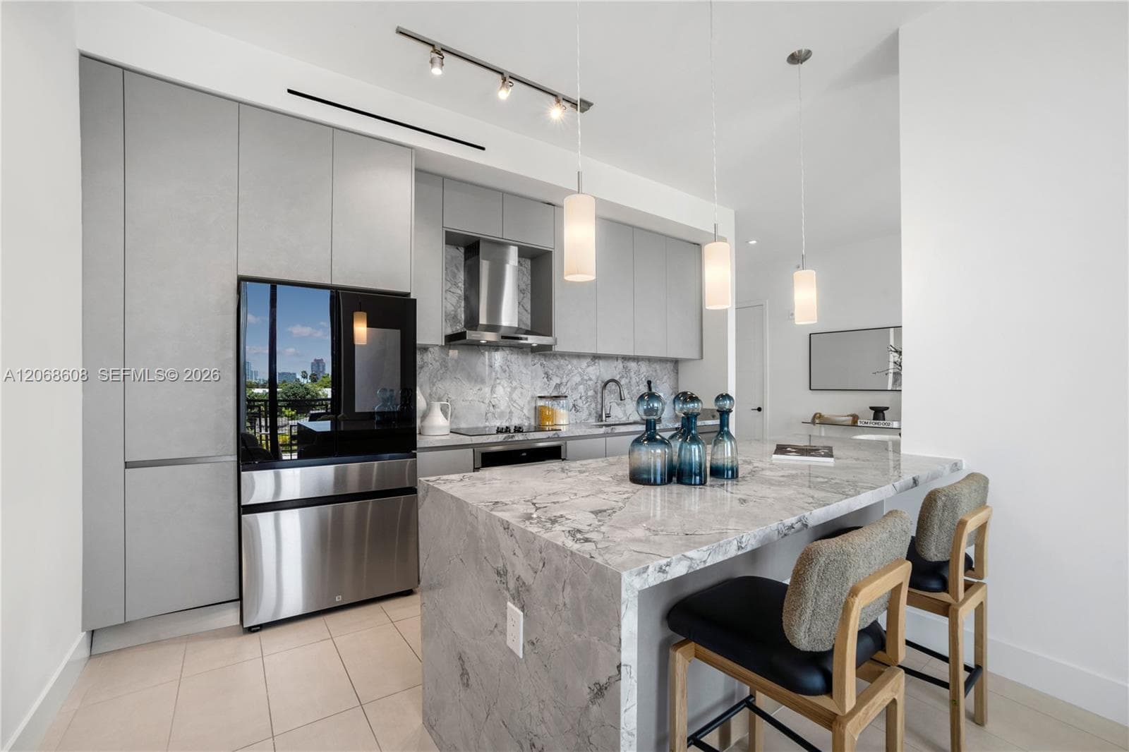 1030 15th St, Miami Beach FL 33139