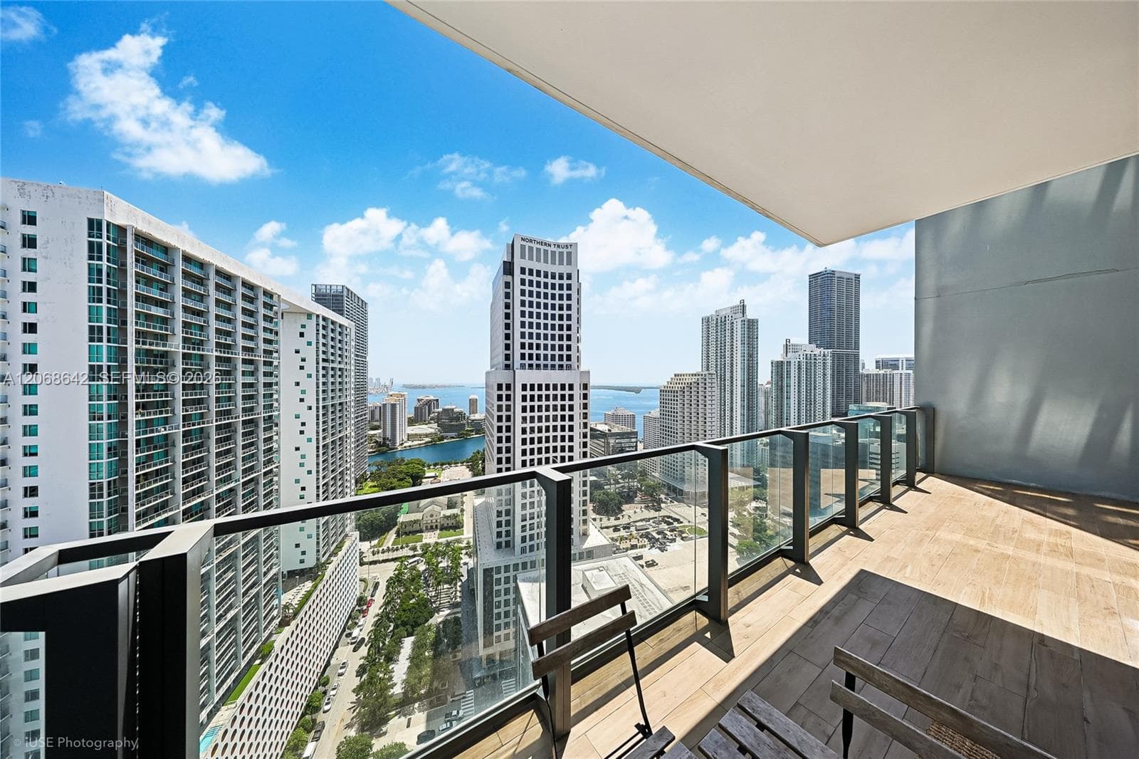 68 SE 6th St # 2909, Miami FL 33131