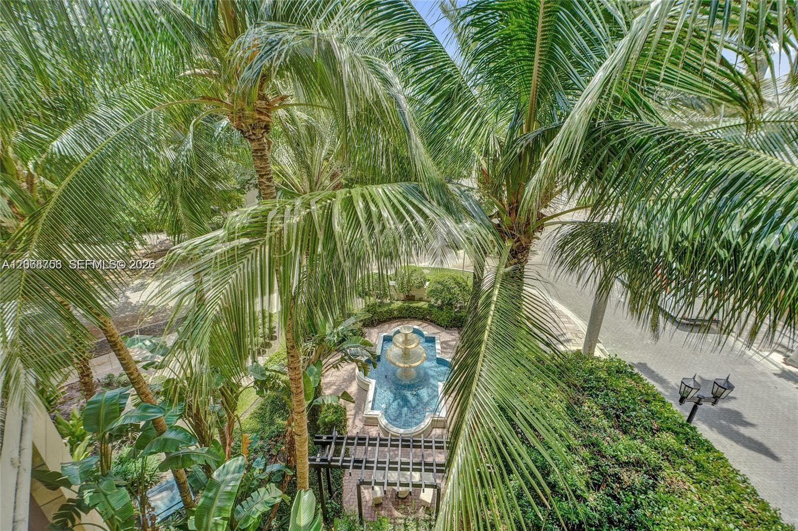 888 S Douglas Rd # 304, Coral Gables FL 33134