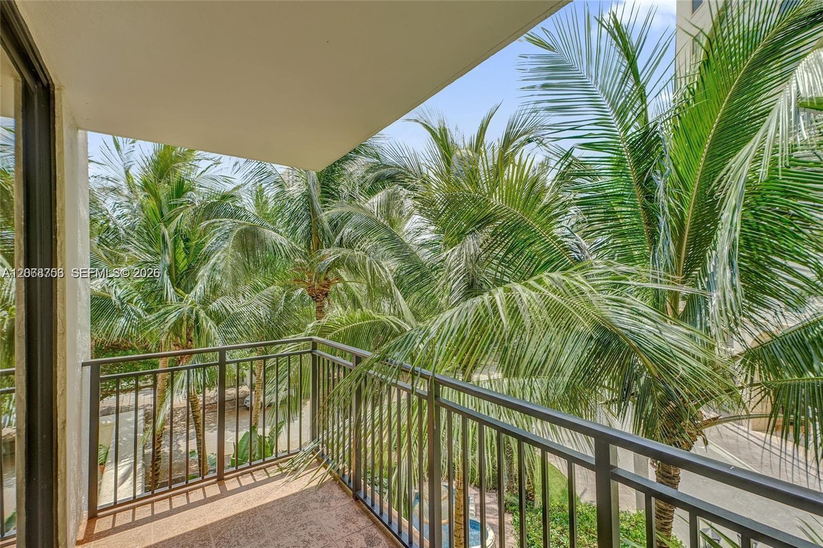 888 S Douglas Rd # 304, Coral Gables FL 33134