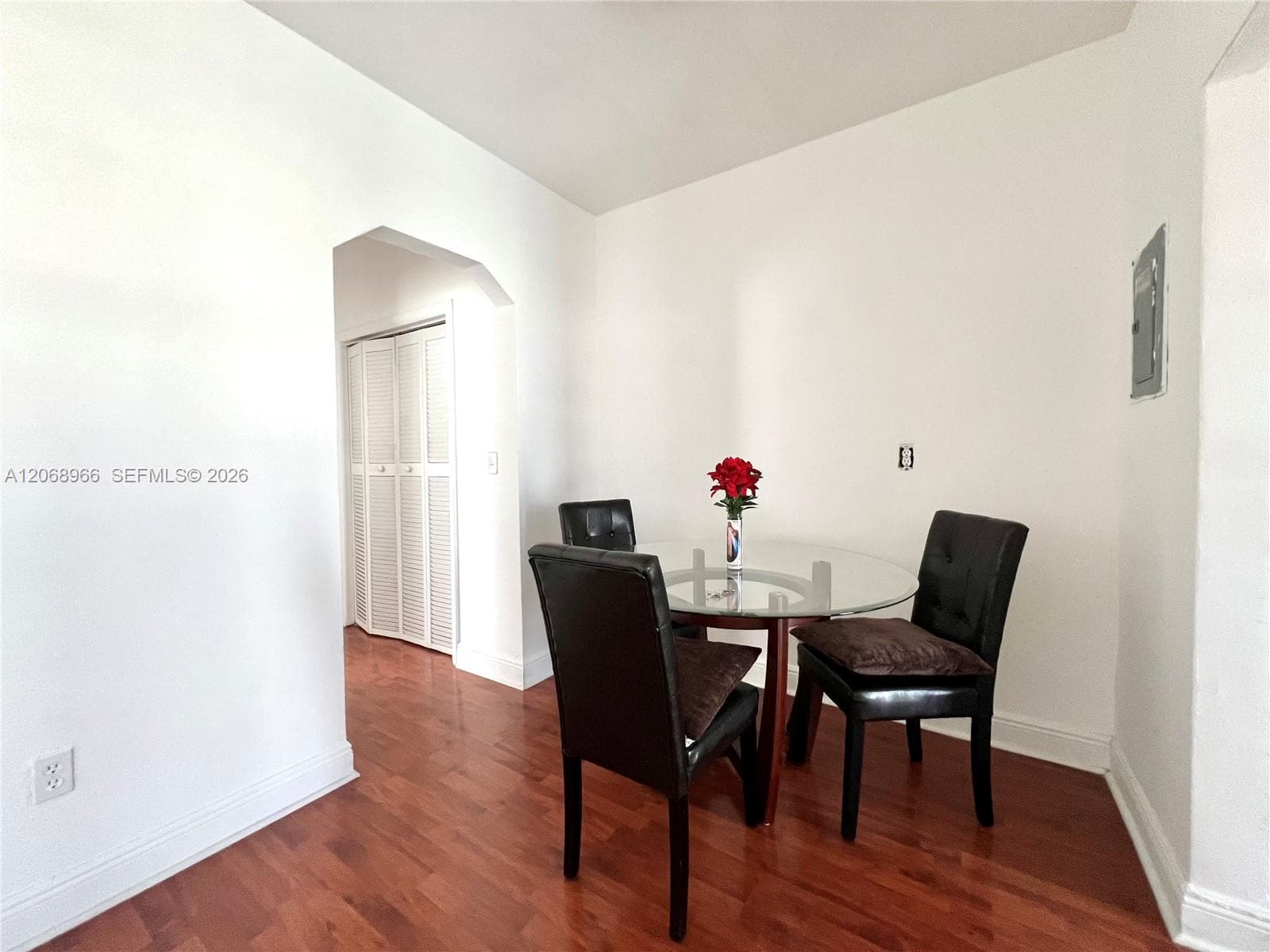 450 77th St # 6, Miami Beach FL 33141