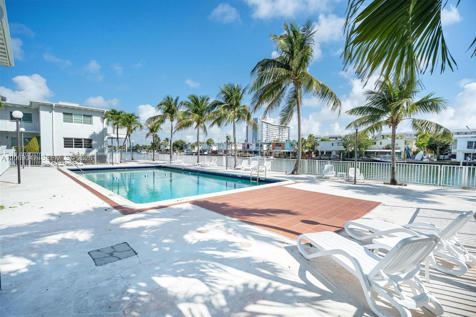 7207 Bay Dr # 11, Miami Beach FL 33141