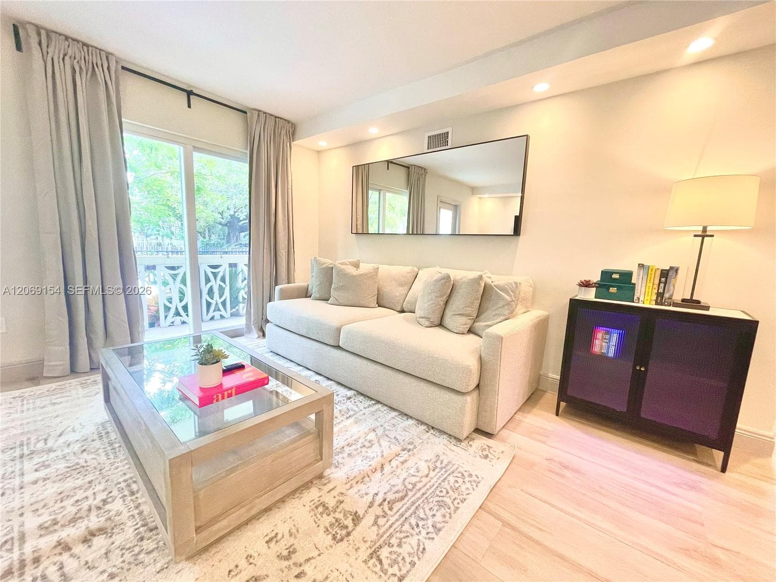 626 Meridian Ave # 1, Miami Beach FL 33139