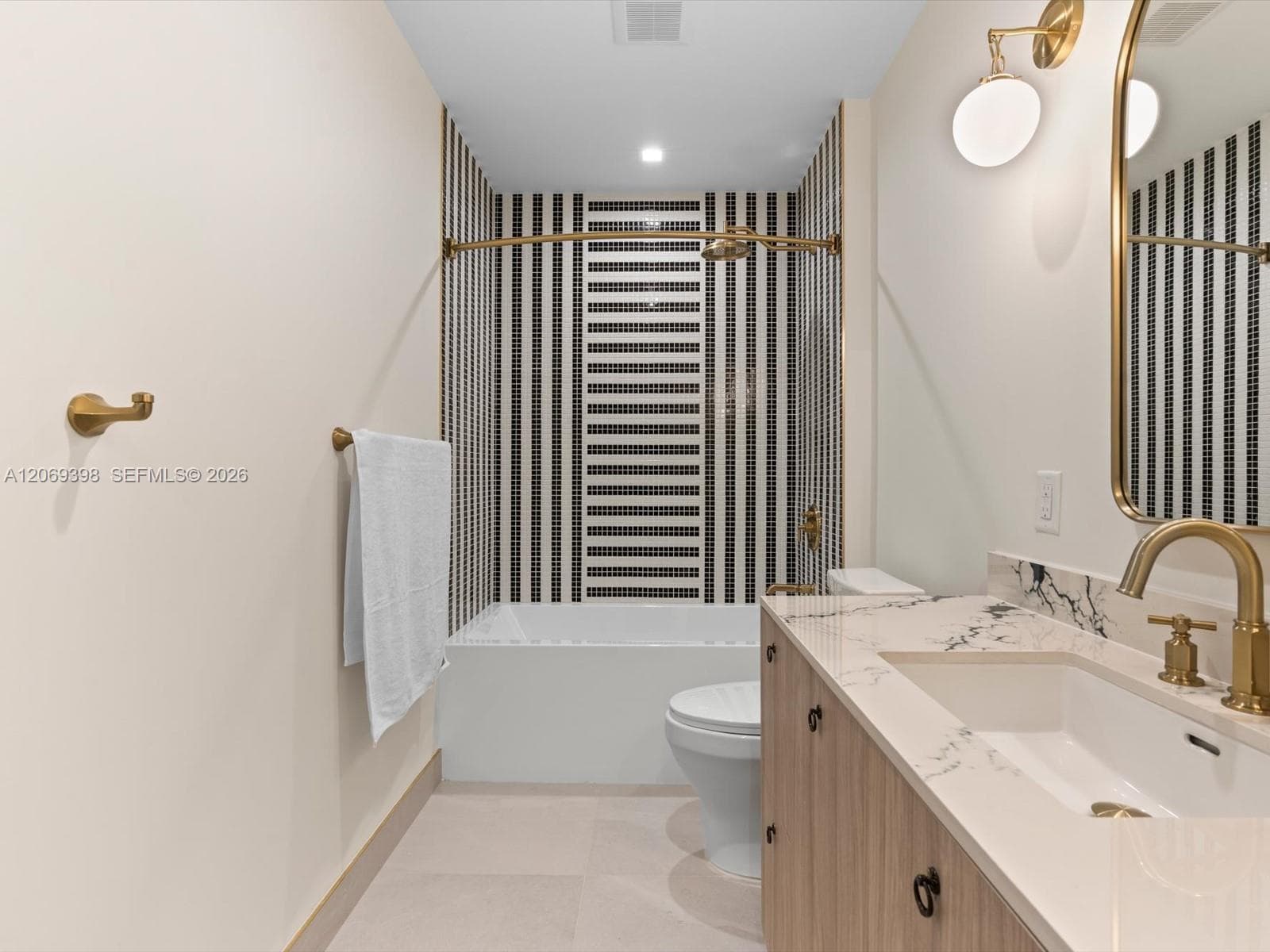 2700 NW 2 nd ave # 442, Miami FL 33127