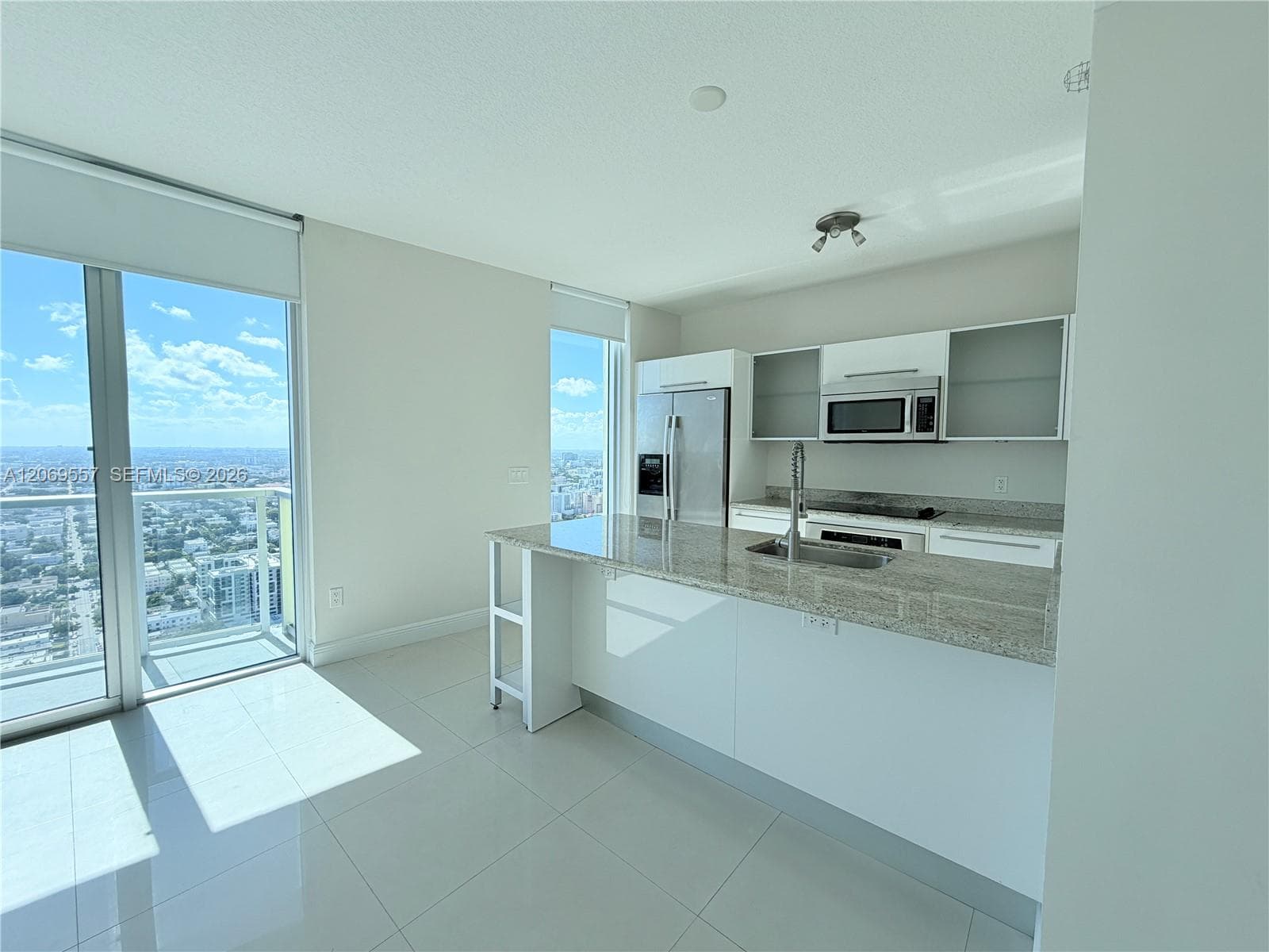 185 SW 7th St # 4100, Miami FL 33130