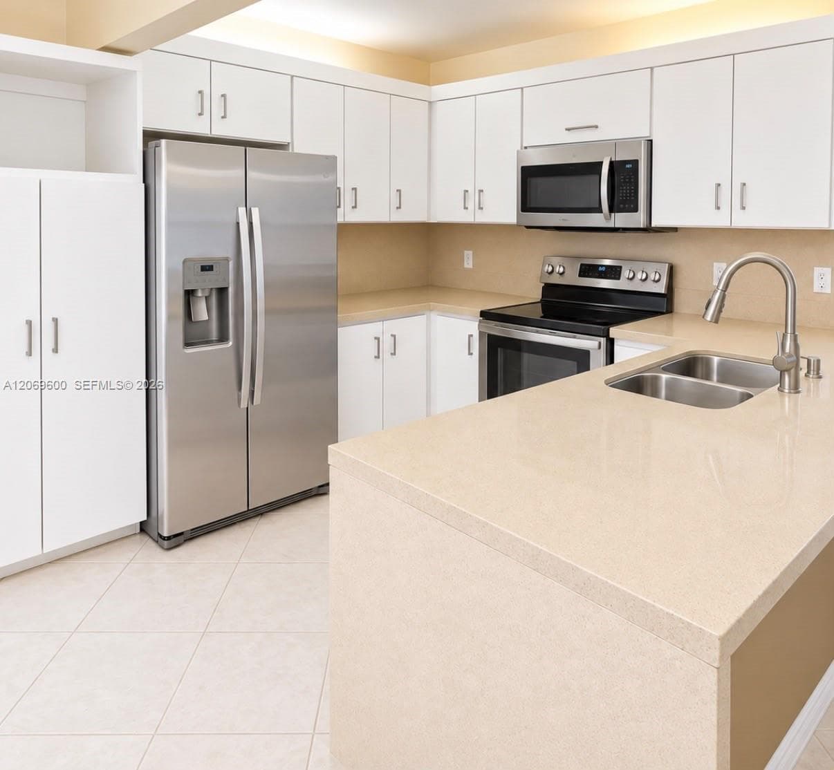 464 NE 210th Cir Ter # 10A, Miami FL 33179