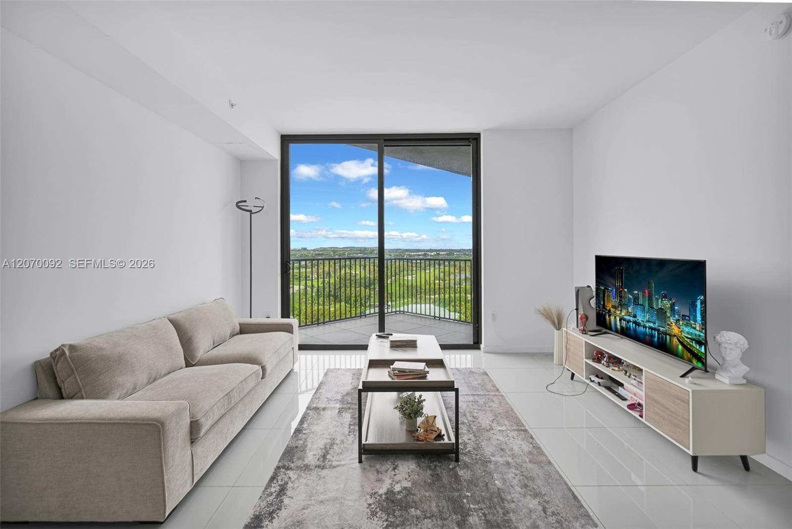 5300 Paseo Blvd # 1410, Doral FL 33166