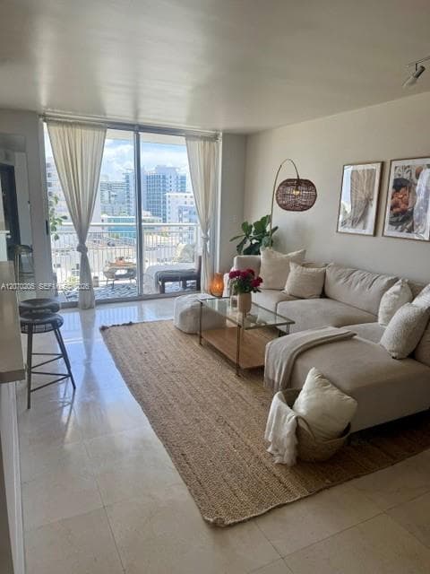 1688 West Ave # 906, Miami Beach FL 33139