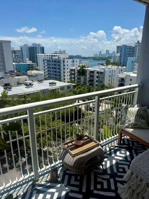 1688 West Ave # 906, Miami Beach FL 33139