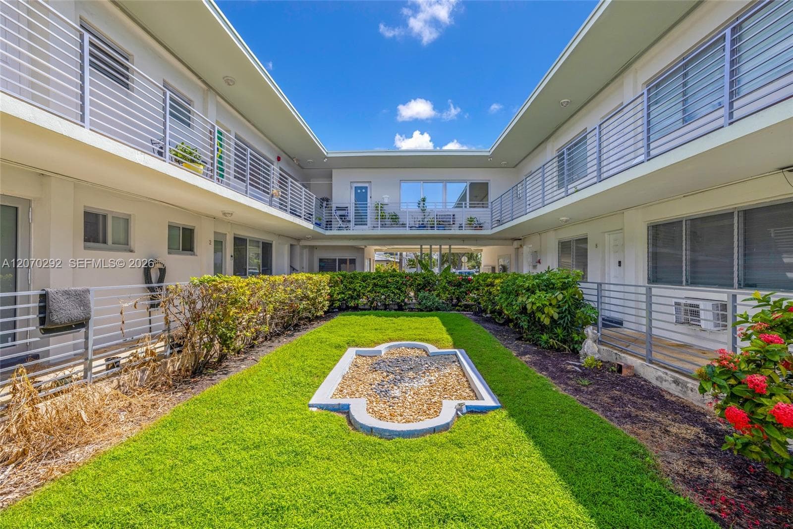 2250 Bay Dr # 7, Miami Beach FL 33141