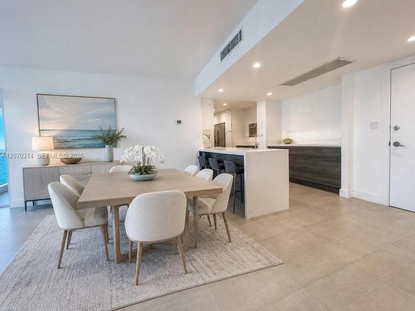 5401 Collins Ave # 620, Miami Beach FL 33140