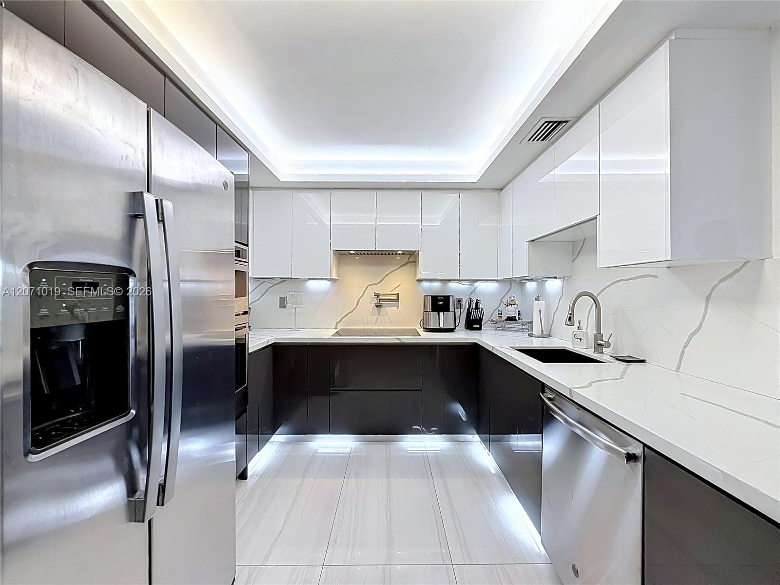 6900 Bay Dr # 11G, Miami Beach FL 33141