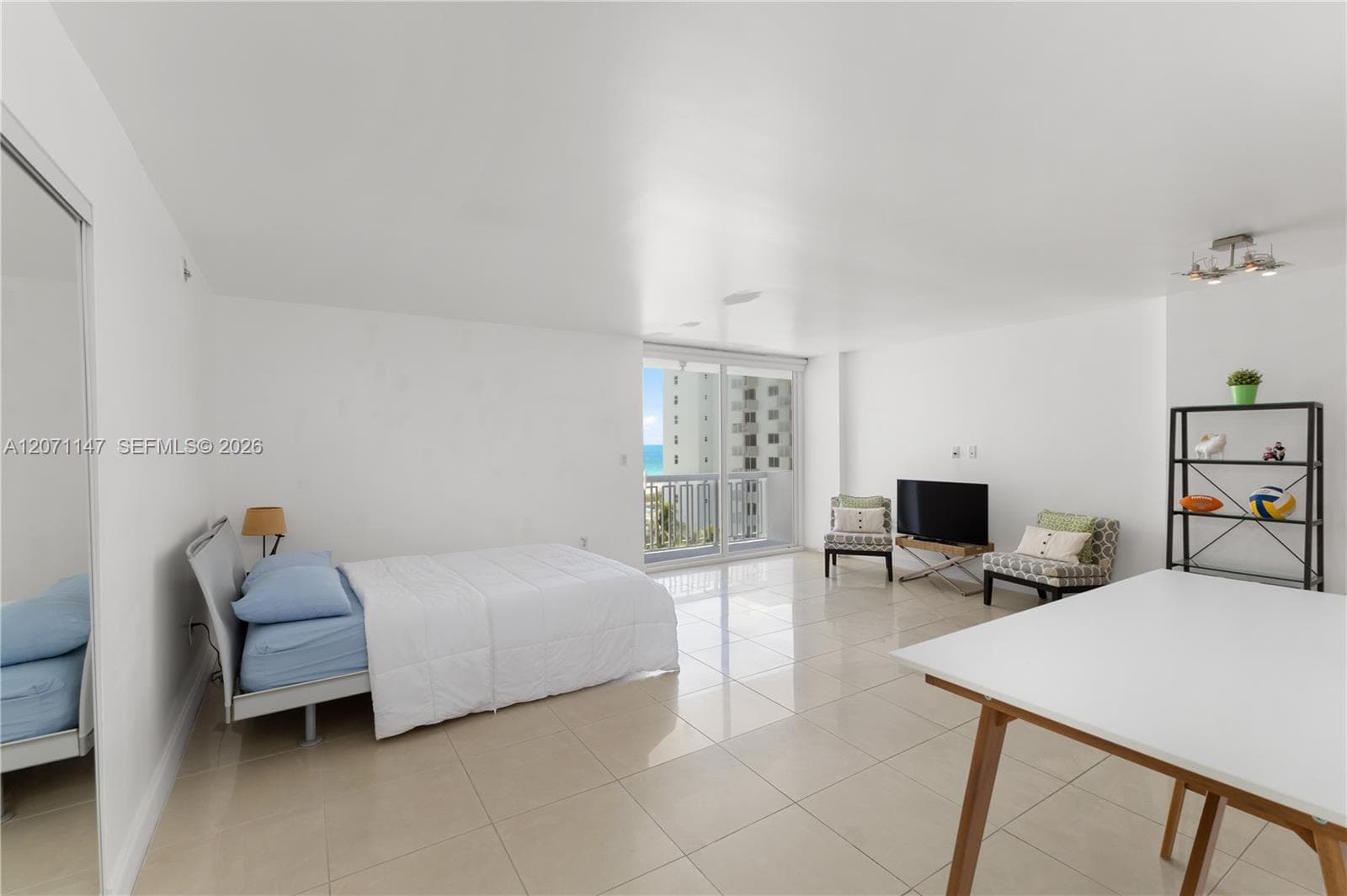 401 Ocean Dr # 607, Miami Beach FL 33139
