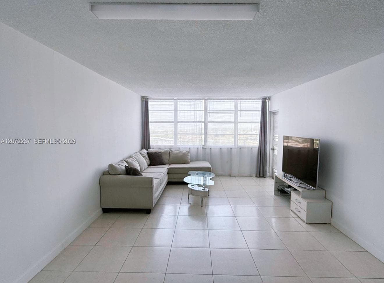 1301 NE Miami Gardens Dr # 1404W, Miami FL 33179