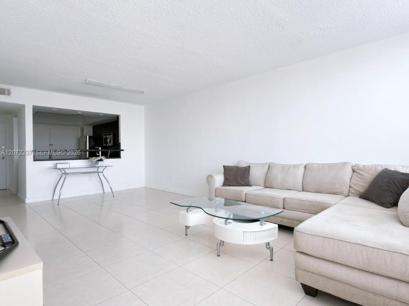 1301 NE Miami Gardens Dr # 1404W, Miami FL 33179