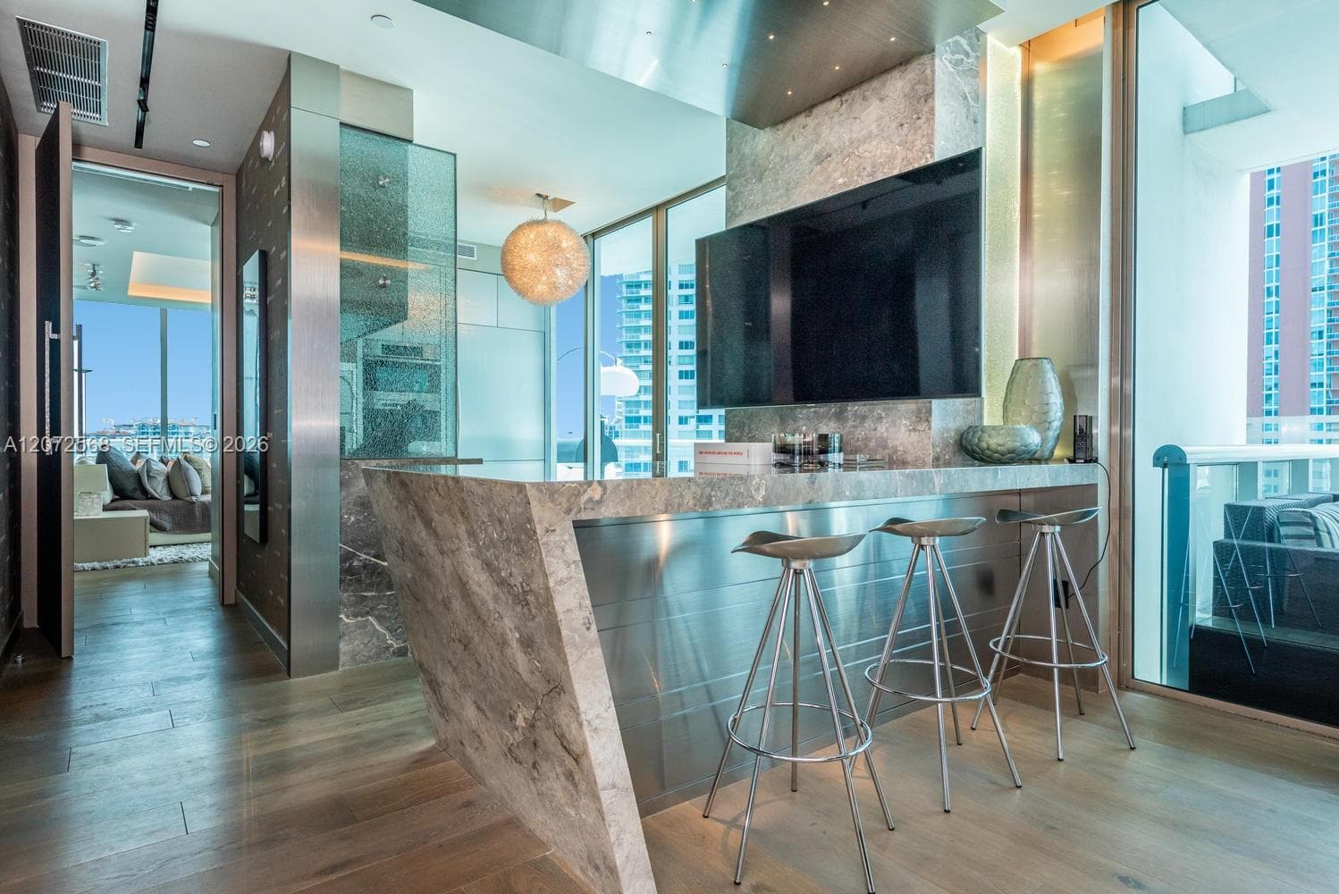 50 S Pointe Dr # 905, Miami Beach FL 33139